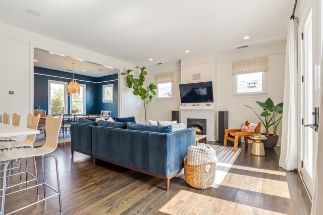 908 Boscobel St, Nashville, TN 37206
