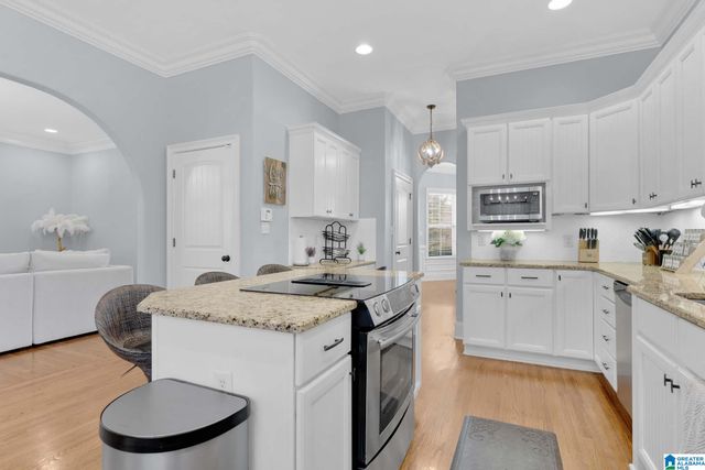 7448 TURNBERRY DRIVE, Gardendale, AL 35071