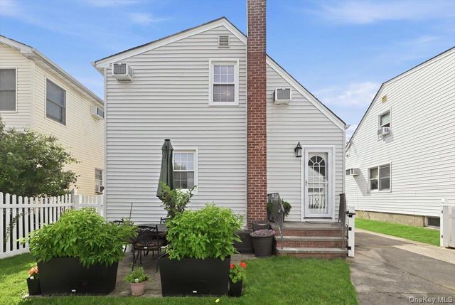 710 Premier Boulevard, New Hyde Park, NY 11040