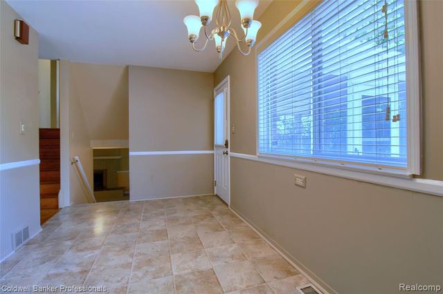 41928 River Oaks, Plymouth, MI 48170