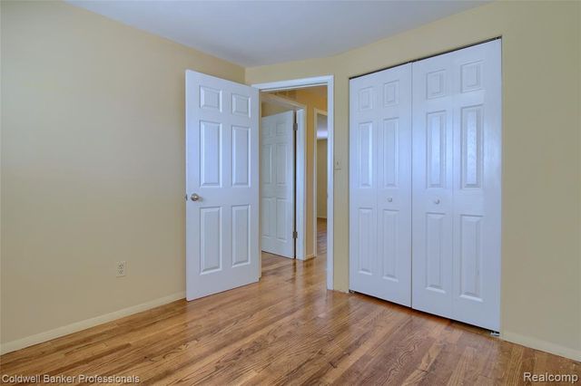 41928 River Oaks, Plymouth, MI 48170