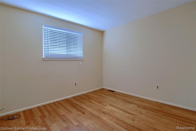 41928 River Oaks, Plymouth, MI 48170