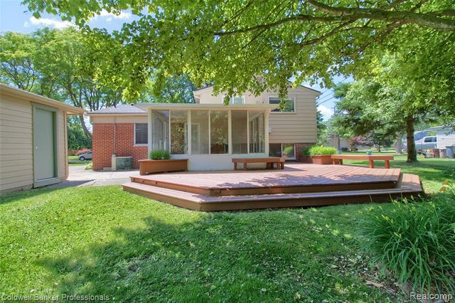 41928 River Oaks, Plymouth, MI 48170