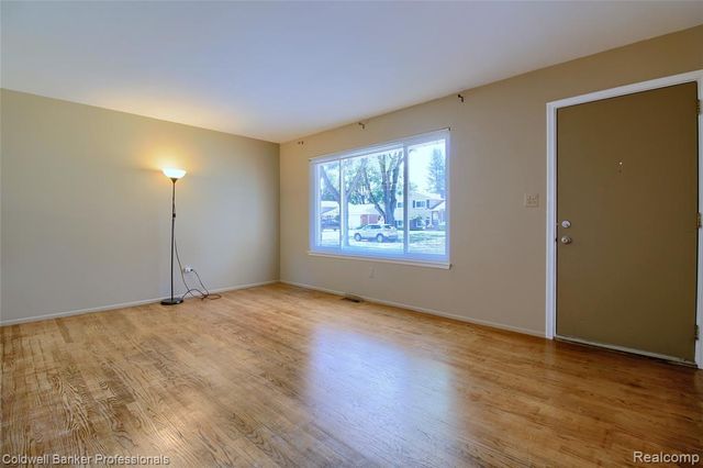 41928 River Oaks, Plymouth, MI 48170