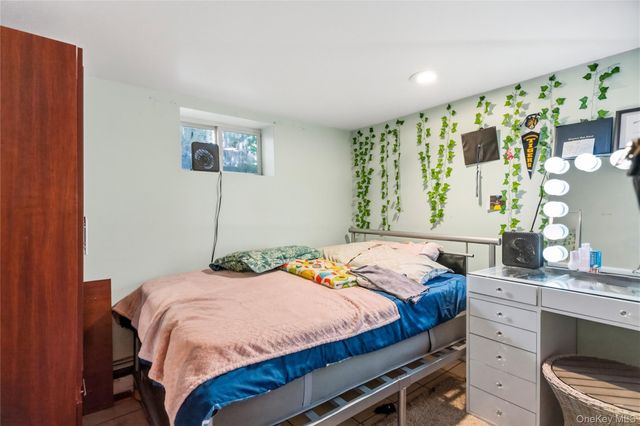 194 Woodfield Road, West Hempstead, NY 11552
