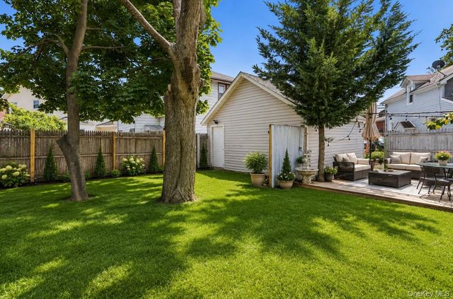 194 Woodfield Road, West Hempstead, NY 11552