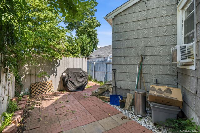 194 Woodfield Road, West Hempstead, NY 11552