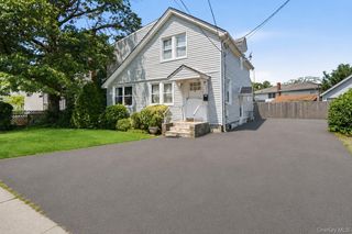 194 Woodfield Road, West Hempstead, NY 11552