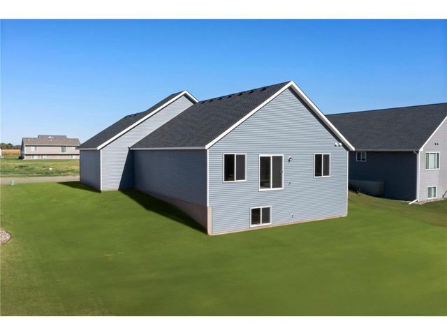 368 Ridge Road, Le Sueur, MN 56058