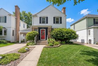 5118 Morse Avenue, Skokie, IL 60077