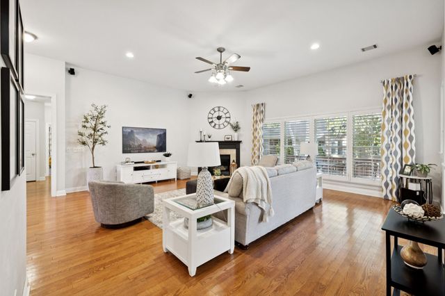 4565 Winfield Dr, Nashville, TN 37211