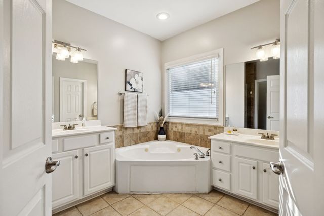 4565 Winfield Dr, Nashville, TN 37211