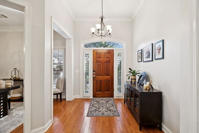 4565 Winfield Dr, Nashville, TN 37211