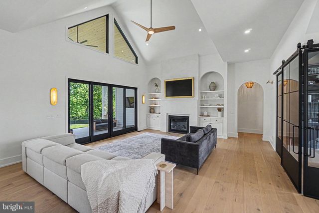 114 JILLIAN WAY, Hummelstown, PA 17036
