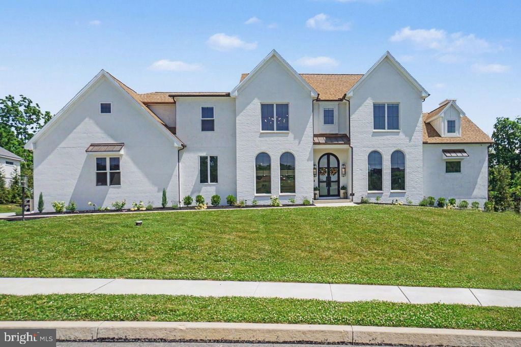 114 JILLIAN WAY, Hummelstown, PA 17036