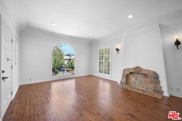123 S Orange Drive, Los Angeles, CA 90036