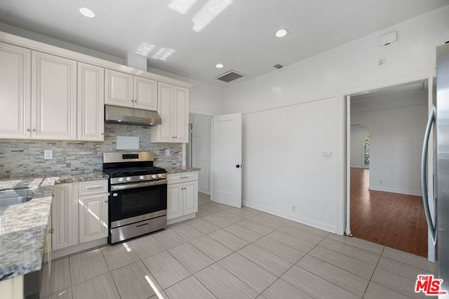 123 S Orange Drive, Los Angeles, CA 90036