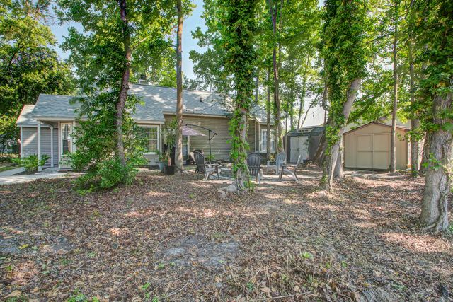 100 Fern Court, Summerville, SC 29486