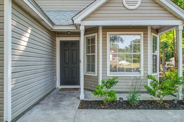100 Fern Court, Summerville, SC 29486