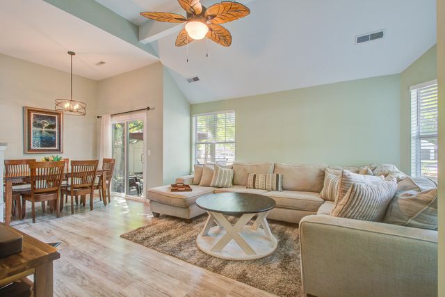 100 Fern Court, Summerville, SC 29486