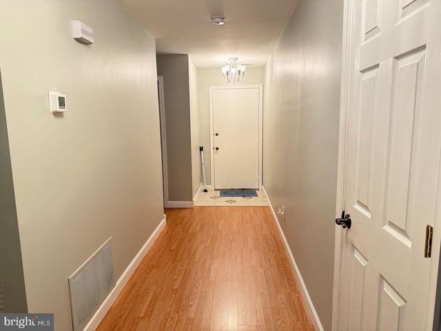 304-A CYPRESS POINT CIR, Mount Laurel, NJ 08054