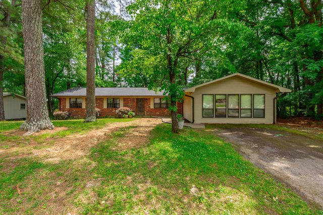 445 Mohawk Drive, Cleveland, TN 37312