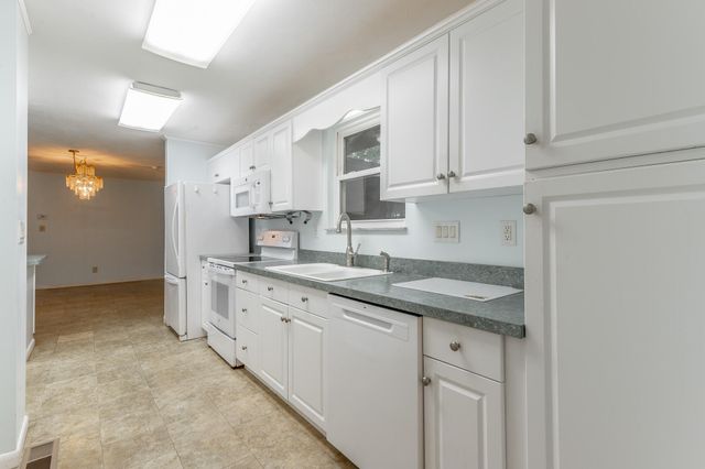 445 Mohawk Drive, Cleveland, TN 37312