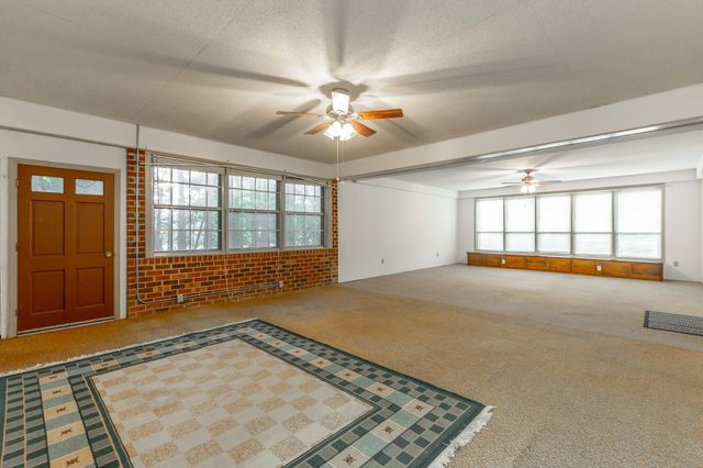 445 Mohawk Drive, Cleveland, TN 37312