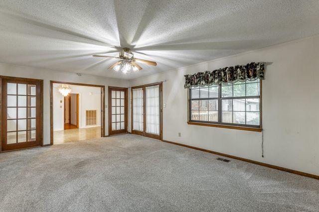 445 Mohawk Drive, Cleveland, TN 37312