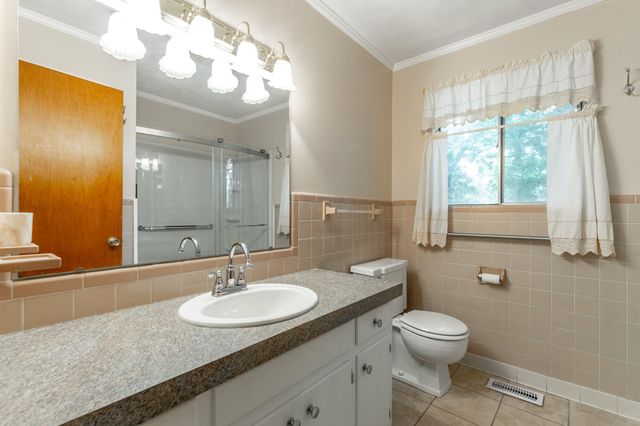 445 Mohawk Drive, Cleveland, TN 37312