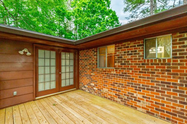445 Mohawk Drive, Cleveland, TN 37312