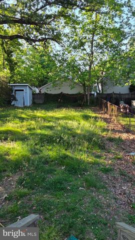 5623 6TH ST N, Arlington, VA 22205