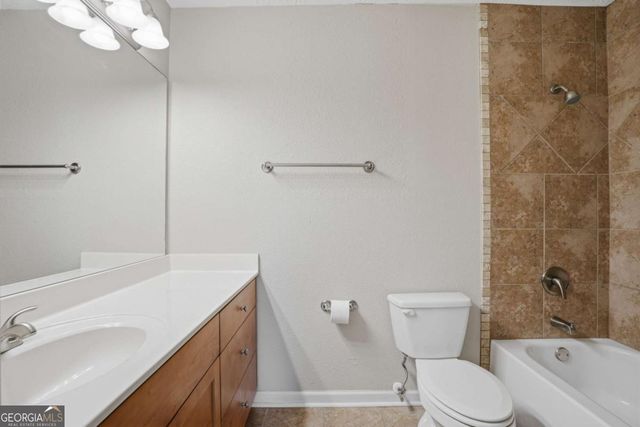 215 Winding River Drive F, Atlanta, GA 30350