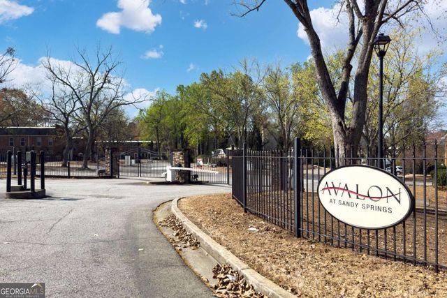 215 Winding River Drive F, Atlanta, GA 30350