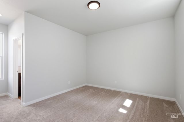 7103 E Marble Springs Dr, Nampa, ID 83687