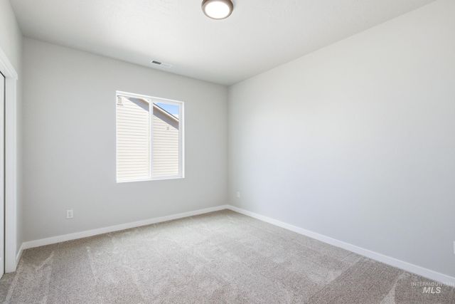 7103 E Marble Springs Dr, Nampa, ID 83687