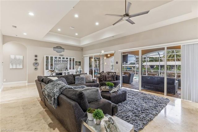 3810 SW 19th PL, Cape Coral, FL 33914