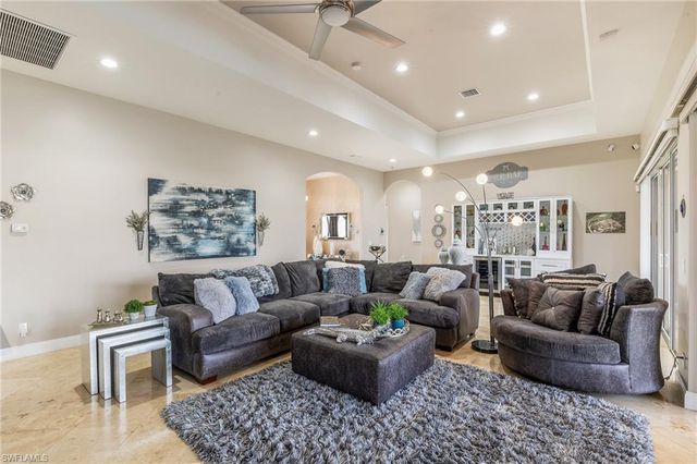 3810 SW 19th PL, Cape Coral, FL 33914