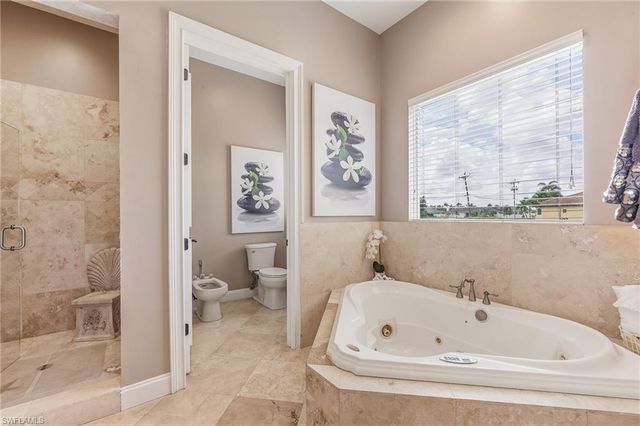 3810 SW 19th PL, Cape Coral, FL 33914