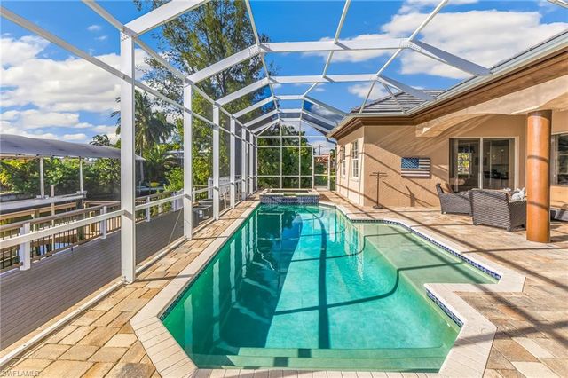 3810 SW 19th PL, Cape Coral, FL 33914
