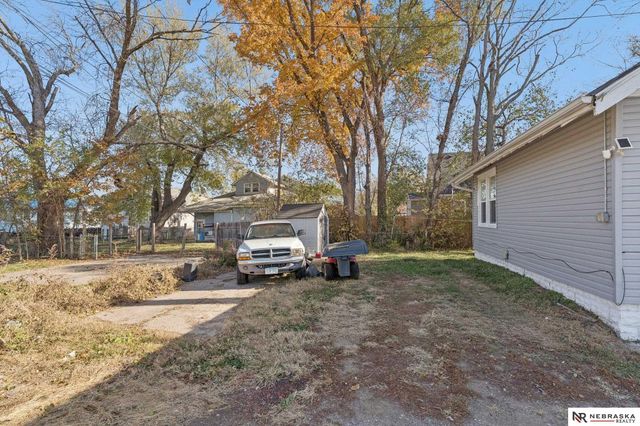 2854 Fowler Avenue, Omaha, NE 68111