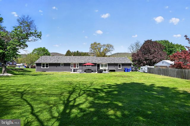 525 MOUNTAIN RD, Dillsburg, PA 17019