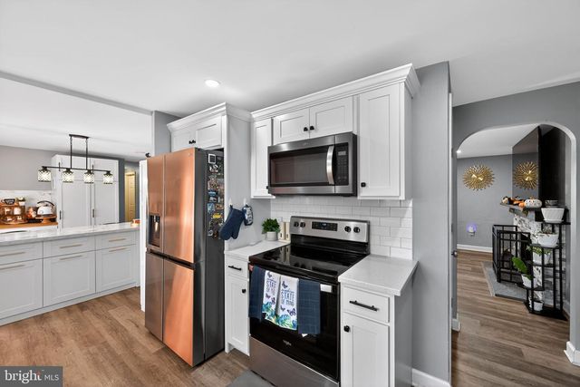 525 MOUNTAIN RD, Dillsburg, PA 17019