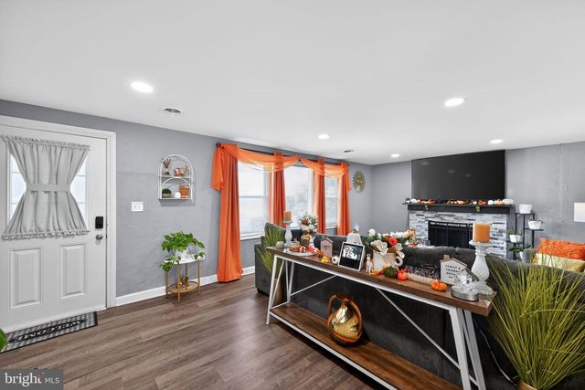 525 MOUNTAIN RD, Dillsburg, PA 17019