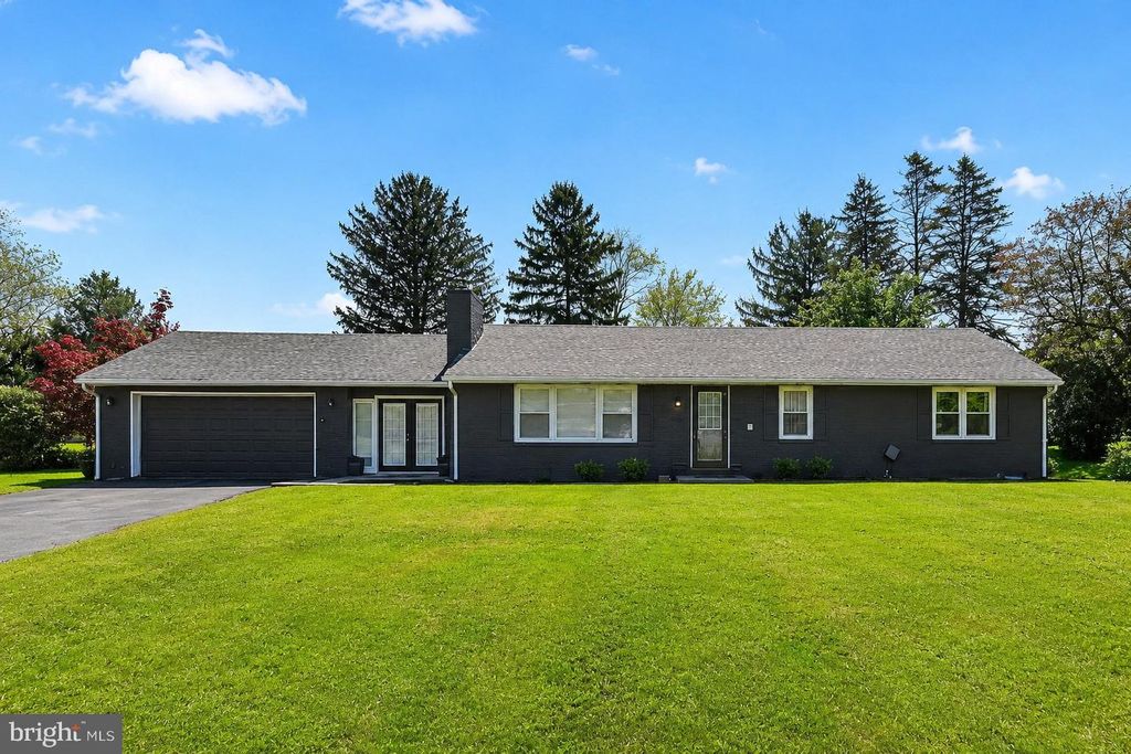 525 MOUNTAIN RD, Dillsburg, PA 17019
