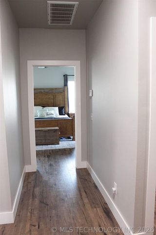 318 Twin Creeks Lane, Pryor, OK 74361