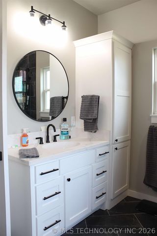 318 Twin Creeks Lane, Pryor, OK 74361