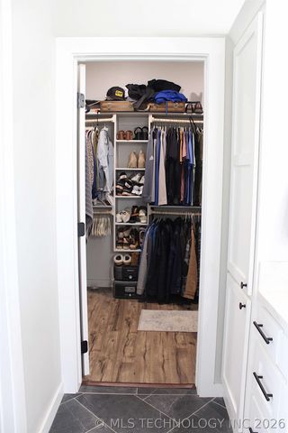 318 Twin Creeks Lane, Pryor, OK 74361