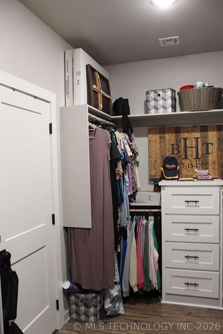 318 Twin Creeks Lane, Pryor, OK 74361