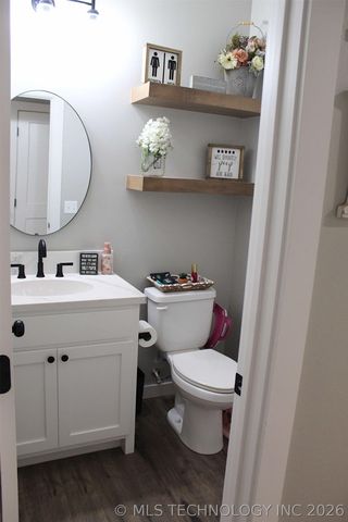 318 Twin Creeks Lane, Pryor, OK 74361